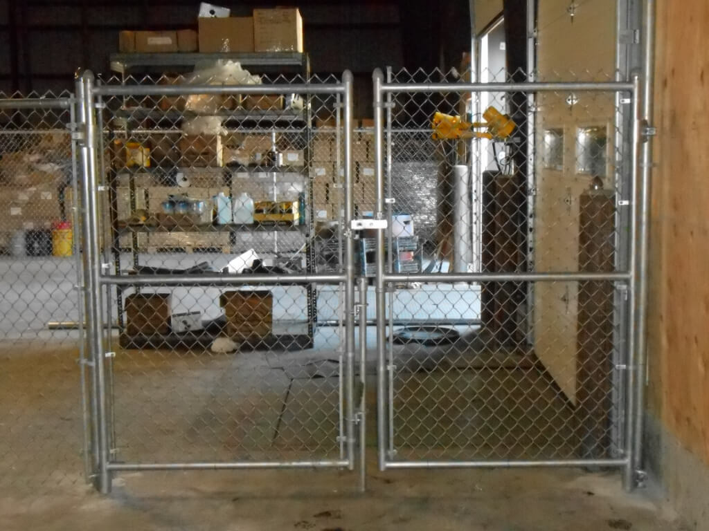 commercial-chain-link-fence-6-chain-link-double-gate