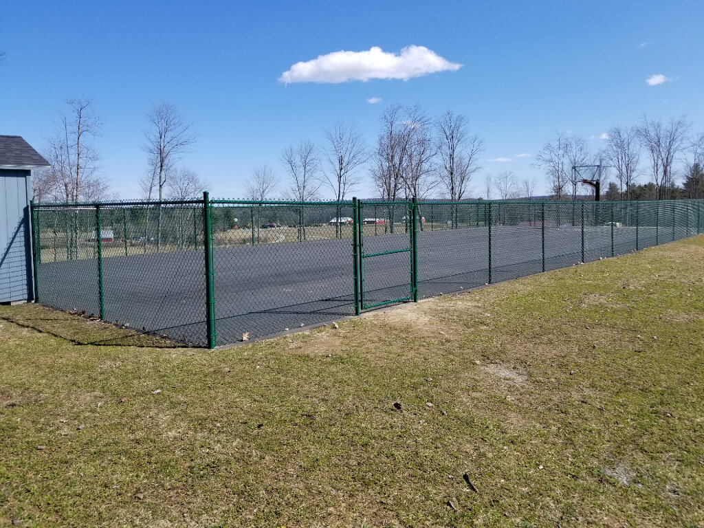commercial-chain-link-fence-green-chain-link