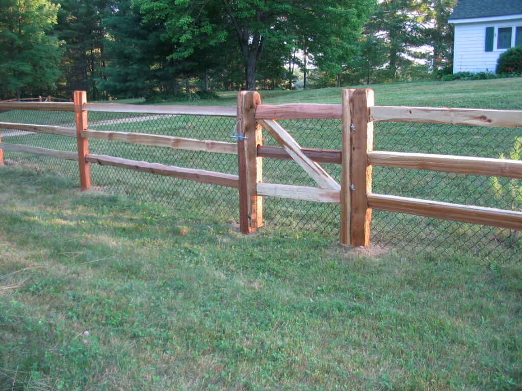 post-and-rail-fence-9-wrc-3-rail-split-rail-with-black-chain-link-fabric