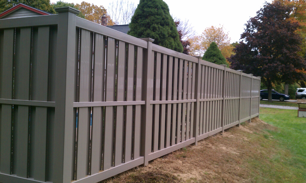 semi-private-pvc-fence-bufftech-6-high-millbrook-style-grey