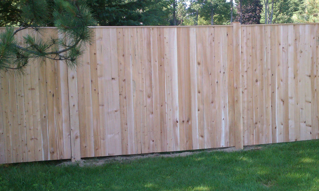 solid-cedar-privacy-fence-1-6-cedar-board-panel-with-cap
