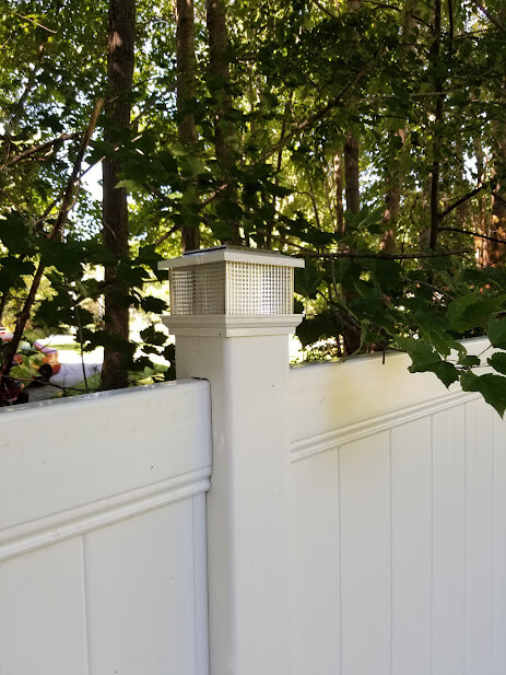 solid-privacy-pvc-fence-bufftech-chesterfield-with-solar-cap